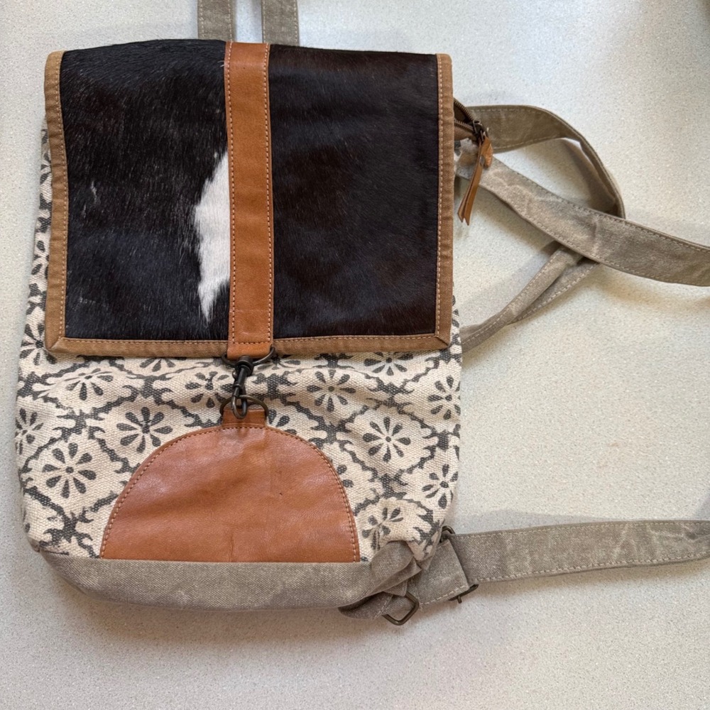 Chloe & Lex Cowhide Leather Canvas Backpack Floral Print Brown White Small